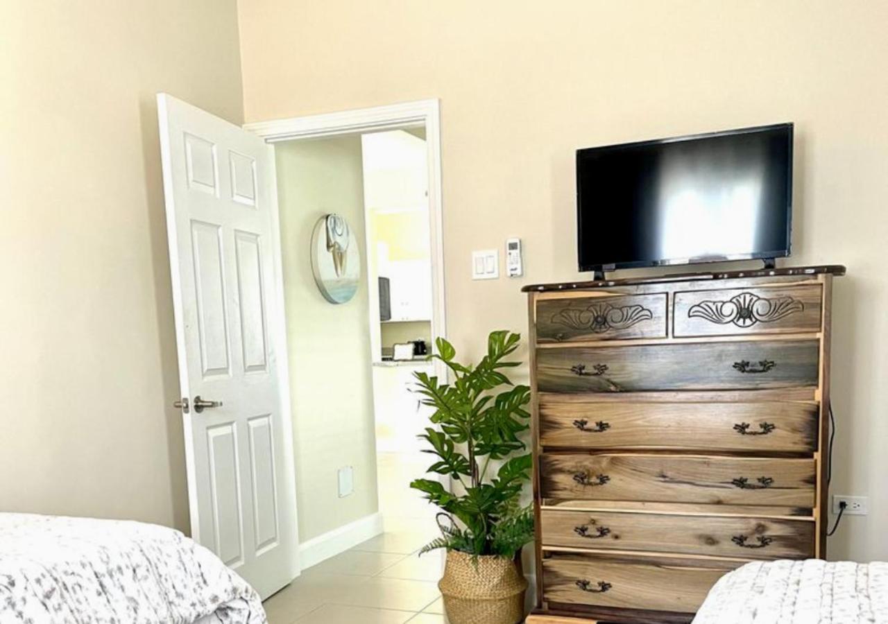 Seashore Vacation Home, Oceanpointe, Lucea, Jamaica Bagian luar foto